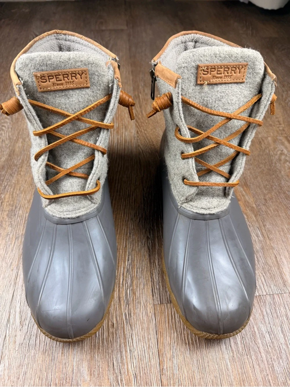 Sperry Saltwater Wool Duck Boots Gray Felt Tan Leather Rawhide Lace | Size: 9